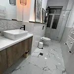 Four Bedroom Apartment, Old Town
