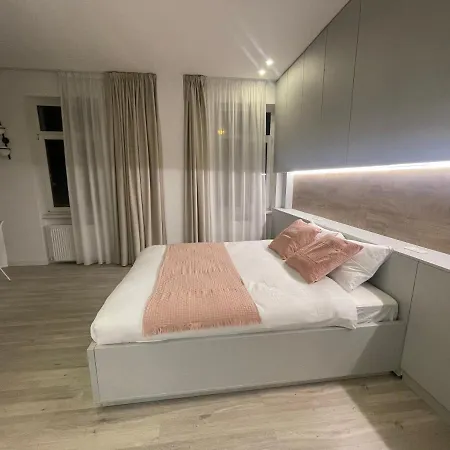 Four Bedroom Apartment, Old Town