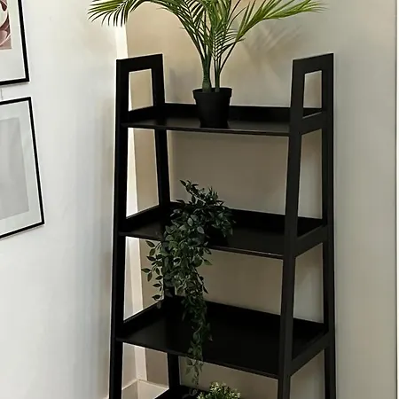 Four Bedroom Apartment, Old Town