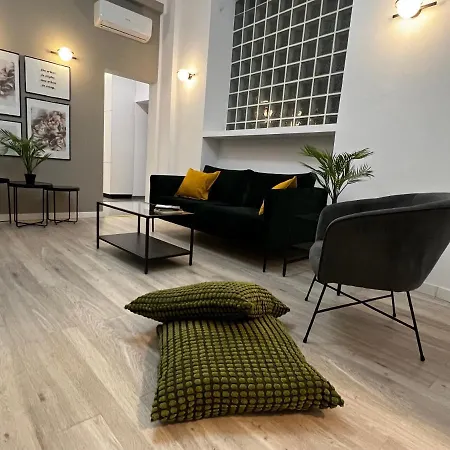 Four Bedroom Apartment, Old Town Βουκουρέστι