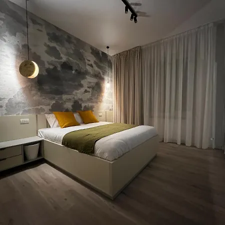 Four Bedroom Apartment, Old Town Apartamento *