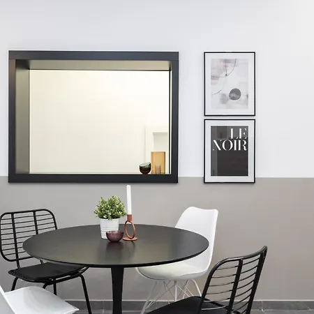 Apartamento Four Bedroom Apartment, Old Town *