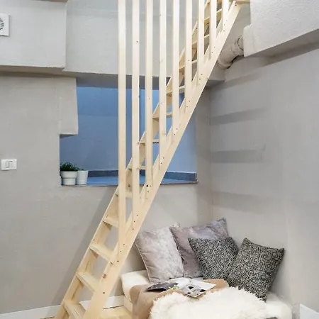 Four Bedroom Apartment, Old Town Βουκουρέστι