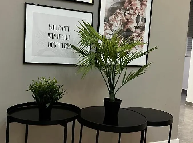 Four Bedroom Apartment, Old Town * Bukarest