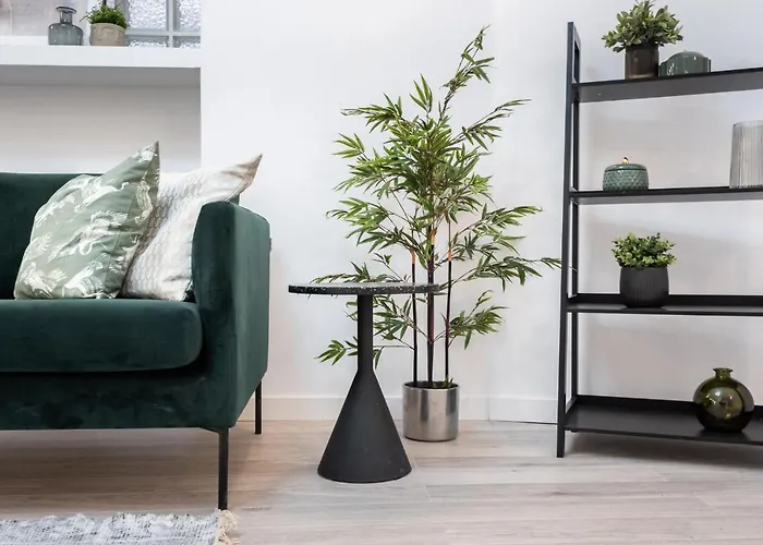 Lejlighed Four Bedroom Apartment, Old Town Bukarest