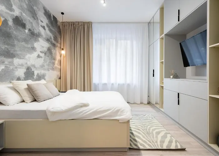 公寓 Four Bedroom Apartment, Old Town *