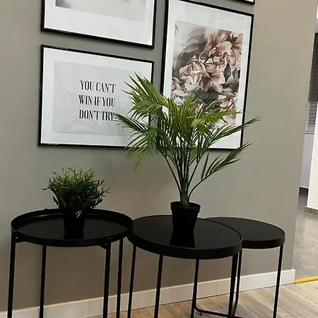 Four Bedroom Apartment, Old Town * Βουκουρέστι